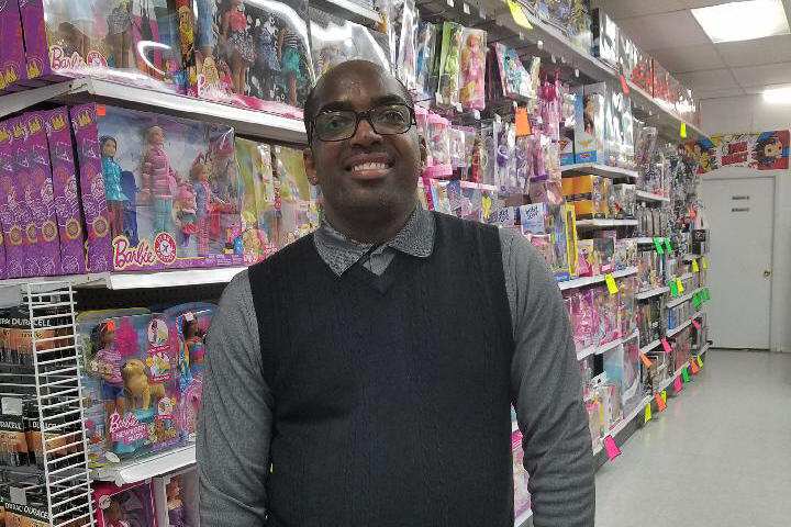 Former Toys R Us Employee Opens His Own Toy Store Money