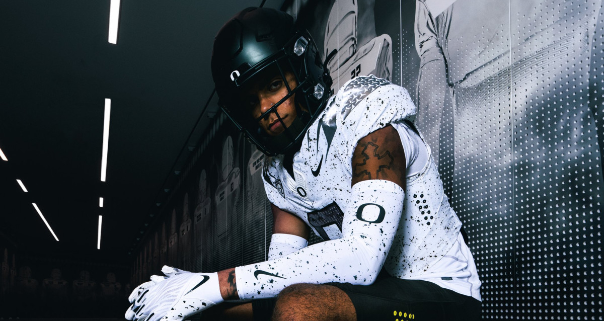 LOOK Oregon Unveils Uniform Combination For Colorado BVM Sports